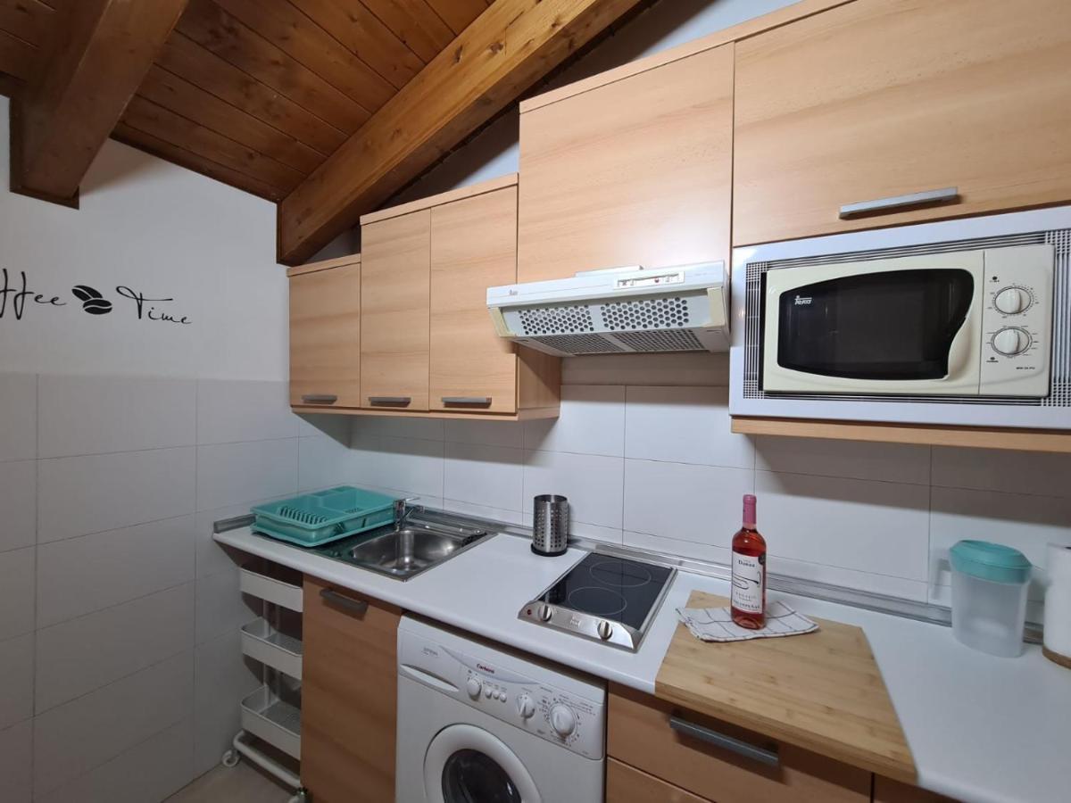Apartamentos Dos Torres Numenor - Ático abuhardillado de madera Zaragoza Exterior foto