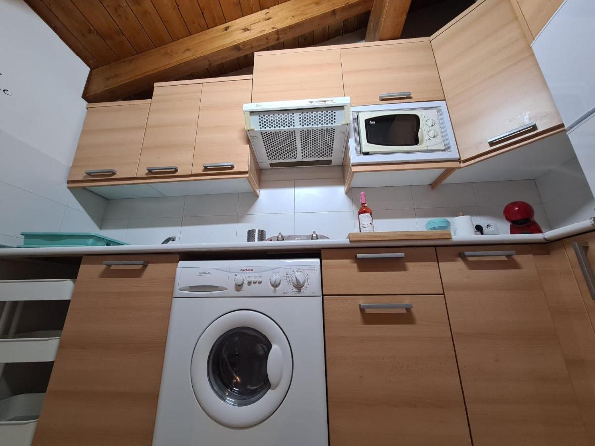 Apartamentos Dos Torres Numenor - Ático abuhardillado de madera Zaragoza Exterior foto