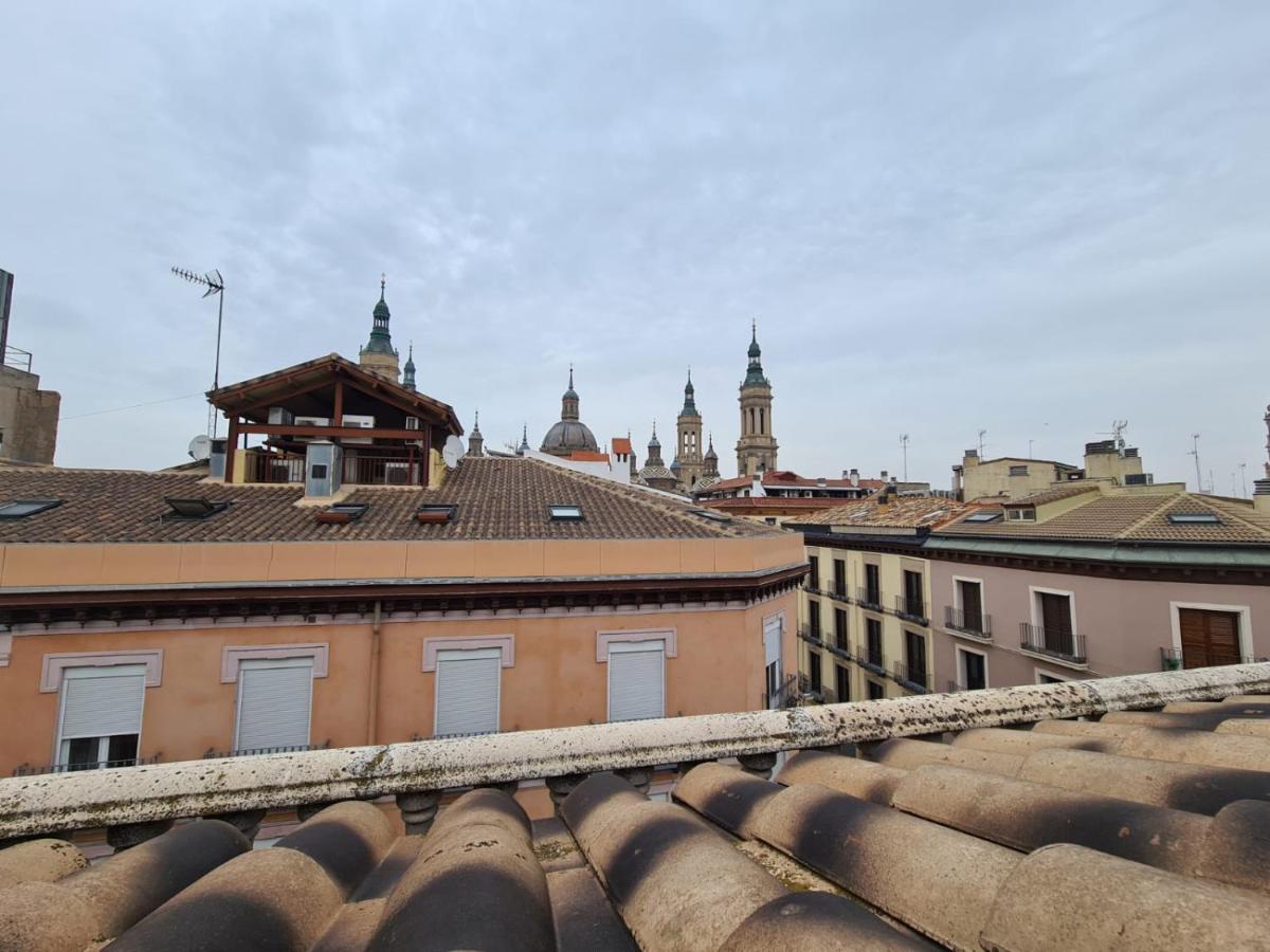 Apartamentos Dos Torres Numenor - Ático abuhardillado de madera Zaragoza Exterior foto